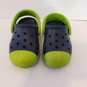 Crocs Toddler Size 6 Shoes